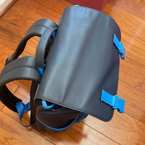 Coach Backpack leather Misnight Navy Racer Blue Drawstring & speedclip closures - Picture 5 of 15
